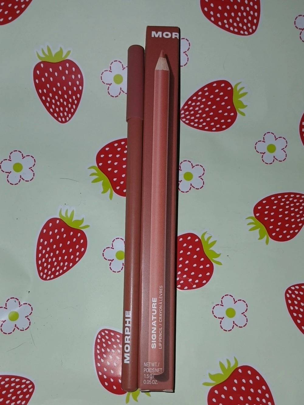 MORPHE Signature Lip Pencil In Junior Suite NIB & FULL SIZE